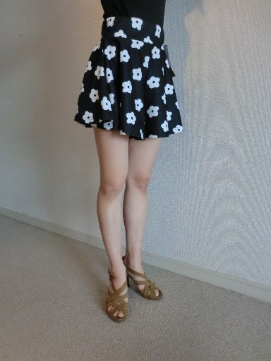 【KCM】yng-7★新品未使用★【GRL/グレイル】キュロットパンツ ショートパンツ デイジー柄 F ブラック レディース拍卖