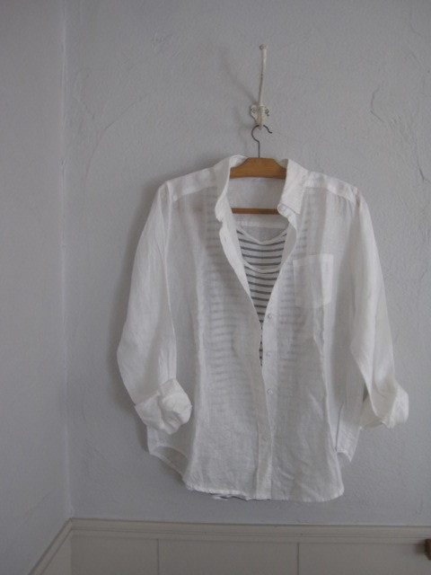 新品同様タグなし キャトルセゾントキオ購入quatre saisonsオリジナル リネンシャツ フリーサイズ/薄手で通年でつかえます♪拍卖