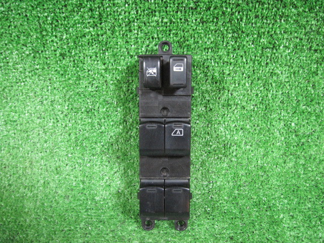 日産 マーチ BNK12 パワーウィンドウスイッチ 中古 16ピン3ピン 210690拍卖