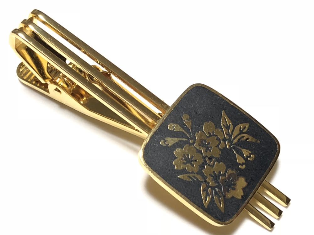 純金象嵌 SILVER 9.0g 桜花細工 タイピン拍卖