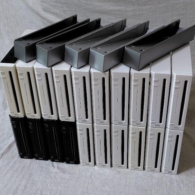 大量 20台 任天堂 Wii RVL-001 本体 まとめ売り Nintendo 白/ホワイト 黒/ブラック 大量 ニンテンドー ゲーム機 まとめて セット拍卖