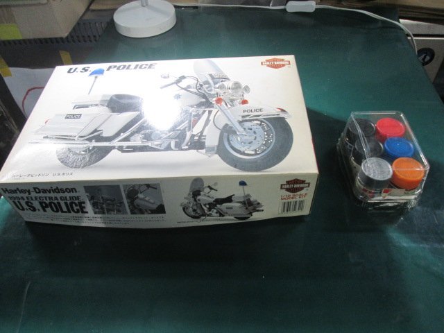 イマイ 1/12 ハーレーダビッドソン U.S.ポリス エレクトラグライド 模型 作りかけ Harley-Davidson US POLICE 1994 現状品(0721AT)8AM-1拍卖