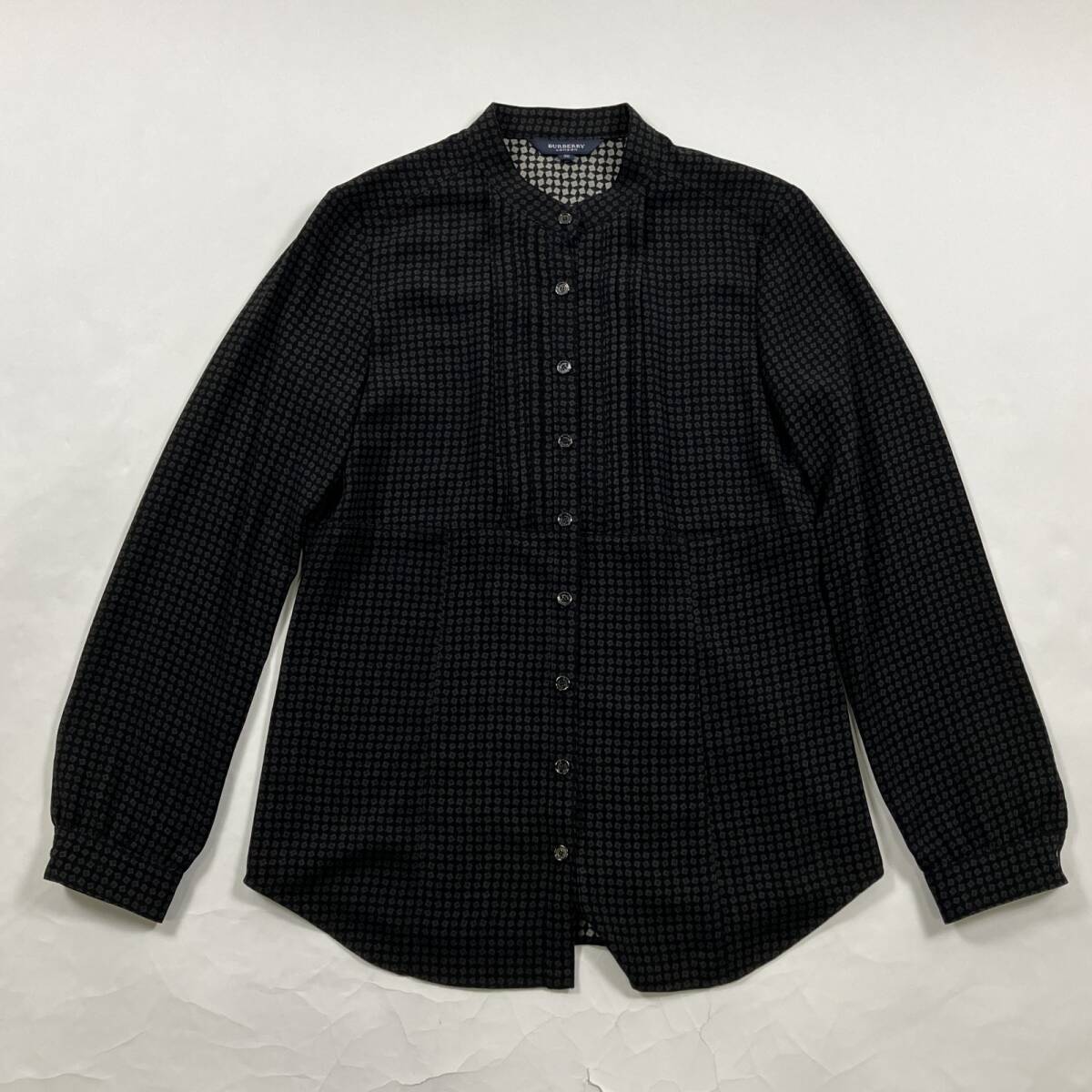 ★ BURBERRY LONDON バーバリーロンドン 長袖シャツ ブラウス トップス 総柄 デザイン 婦人服 日本製 ブラック 38 レディース拍卖