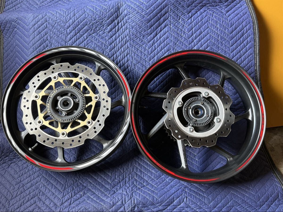 HONDA ホンダ CBR250RR MC51 レースベース ABS付き 前後セット 前後ディスク付き リアスプロケット付き スペアとしていかがですか拍卖