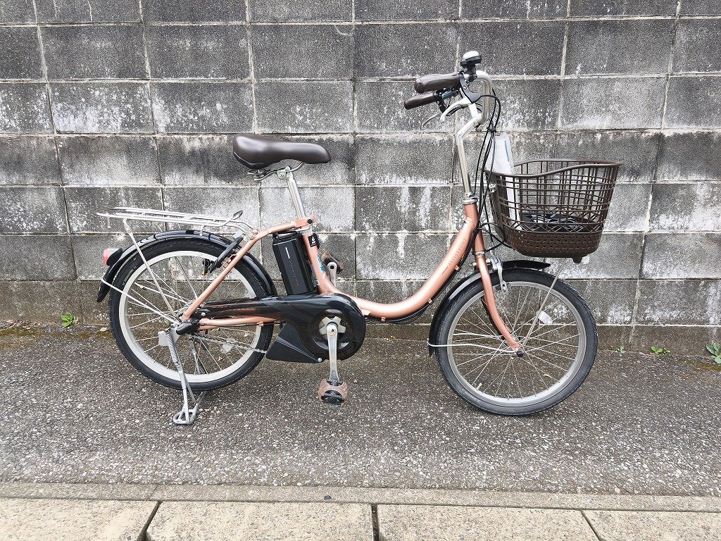 T11 中古電動アシスト自転車 1円売切り!ブリヂストン アシスタユニ 取説・保証書・充電器付き ピンクゴールド 配送エリア内は送料3800円!拍卖