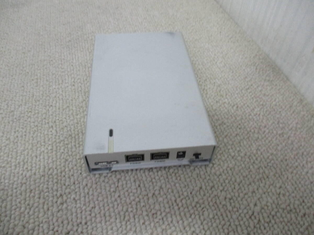 外付けHDD 1TB 2.5インチ USB3.0 FireWire800対応 アルミケース フォーマット済み★使用:1779時間 ★ 動作確認済み 本体のみ★ No:6D-112拍卖