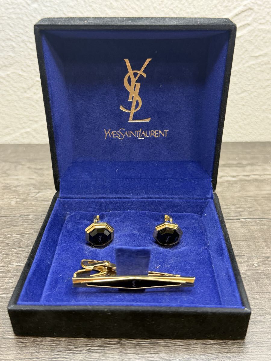 Yves Saint Laurent イヴサンローラン カフス ネクタイピン セット ゴールド ブラック 箱付き拍卖