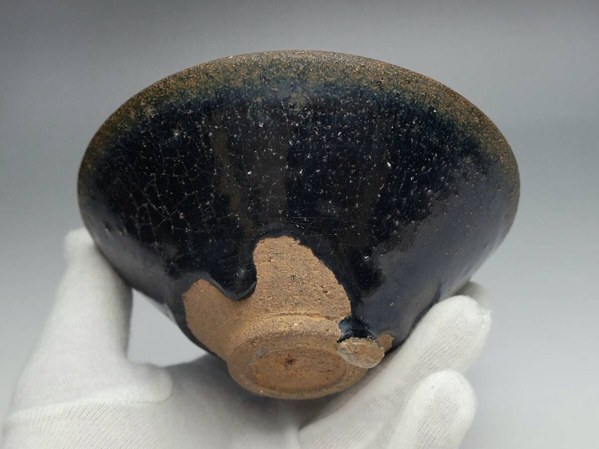 ● 幅 約 12.9cm 端正な姿で黒釉の光沢が優れて美しく 流れる釉薬が風情を添える 時代唐物 天目 窯変 茶碗・宋元時代 盃 小碗 杯 盞 ●拍卖