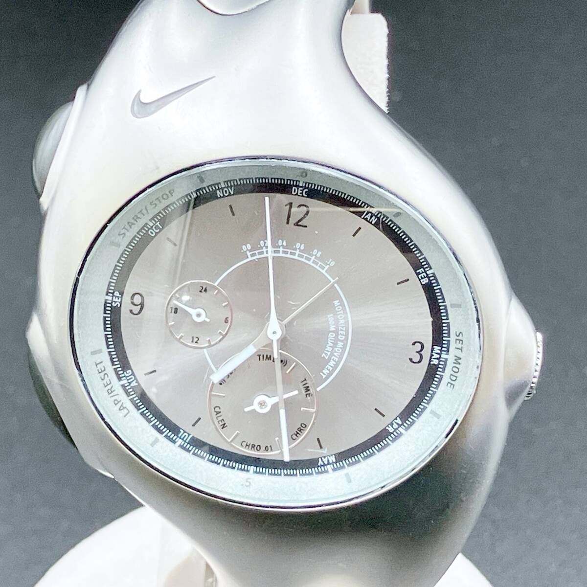 Nike ナイキ TRIAX ARMORED VD82-5020 380*** クォーツ 腕時計 稼働品 中古 グレー文字盤 ベルト 16cm拍卖