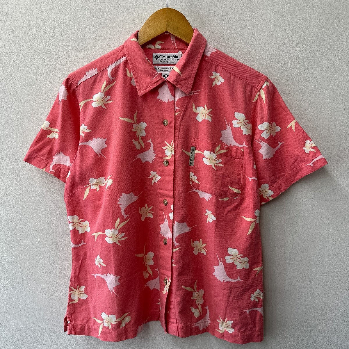 Columbia コロンビア 花柄 カジキ 総柄 半袖シャツ サイズM /ピンク系 レディース アロハシャツ アウトドア キャンプ拍卖