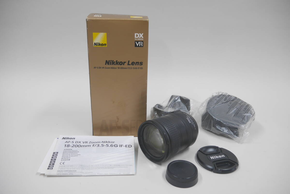 212 Nikon AF-S DX VR Zoo-Nikkor 18-200mm f/1:3.5-5.6G IF-ED拍卖