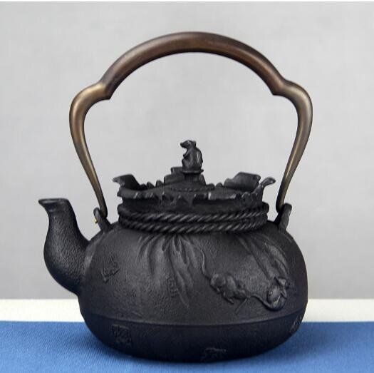 新入荷★新南部鉄器 1.2L茶壺 手彫り鉄壺 鉄やかん 鉄分補給 未塗装鉄器 茶道具 新品未使用拍卖