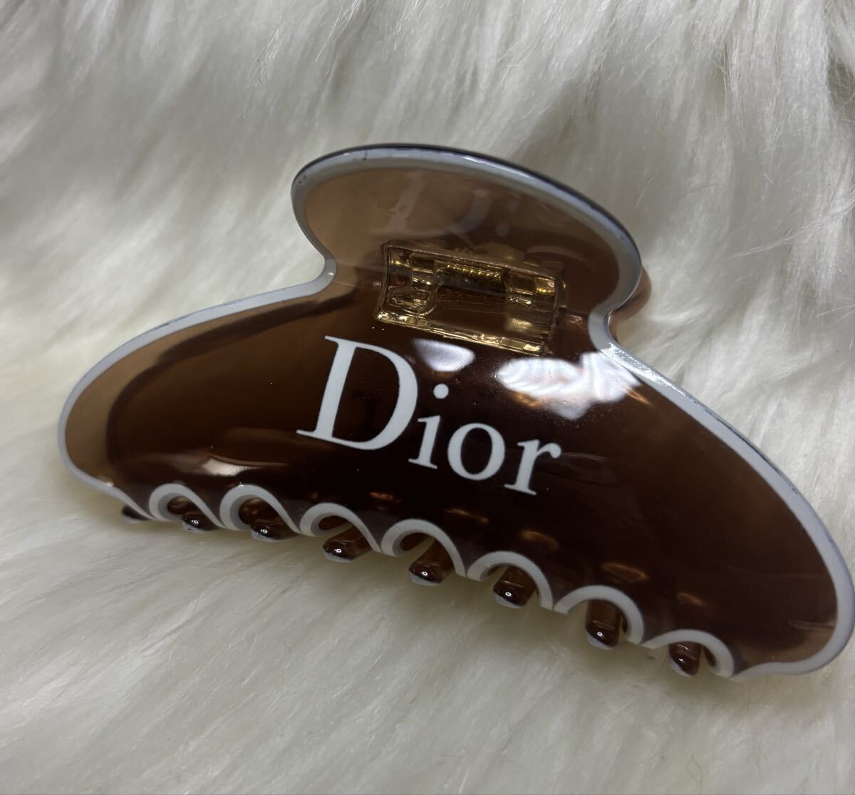Dior ディオール ヘアクリップ バンスクリップ ブラウン ロゴ入り ノベルティ拍卖