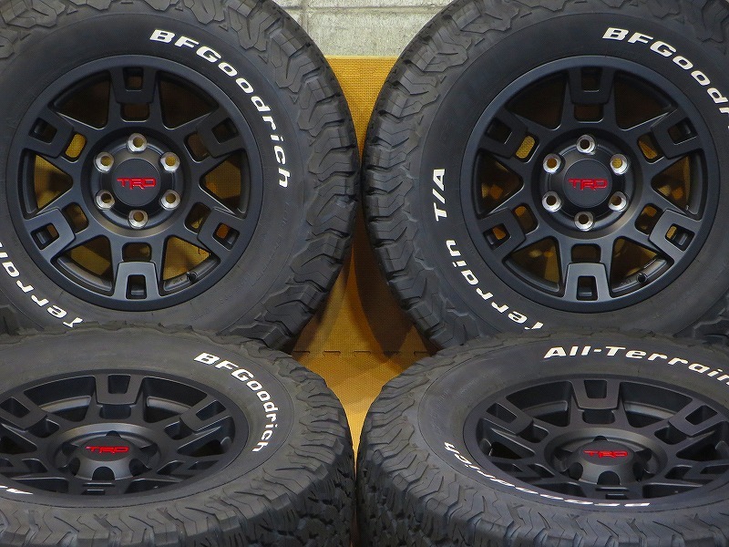 超美品 バリ溝【US トヨタ純正OP TRD 2023年製BFグッドリッチT/A KO2 285/70R17 121/118R】17インチ 7J+4 PCD139.7-6H プラド ハイラックス拍卖