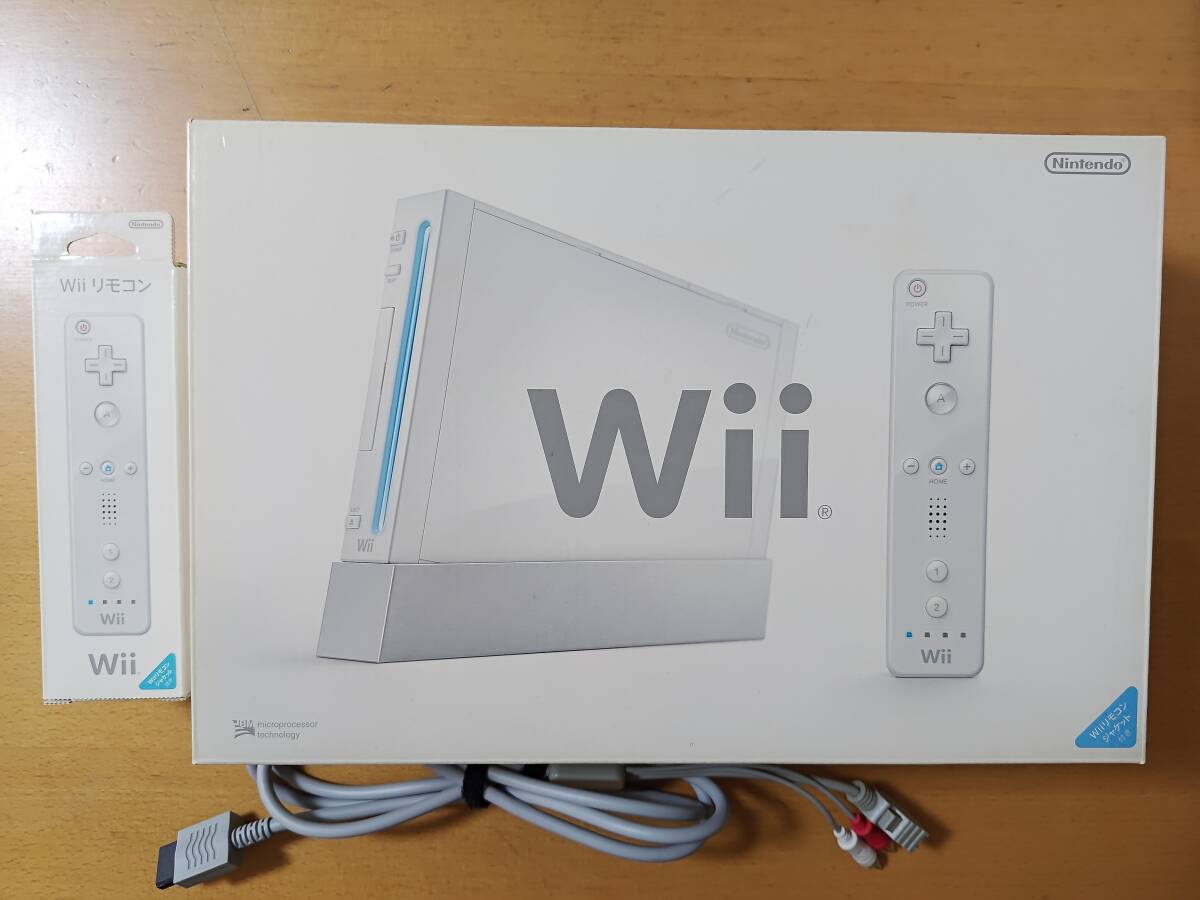 Nintendo Wii 本体(リモコンジャケット同梱版) + Wii用D端子ケーブル + 別売Wiiリモコン拍卖