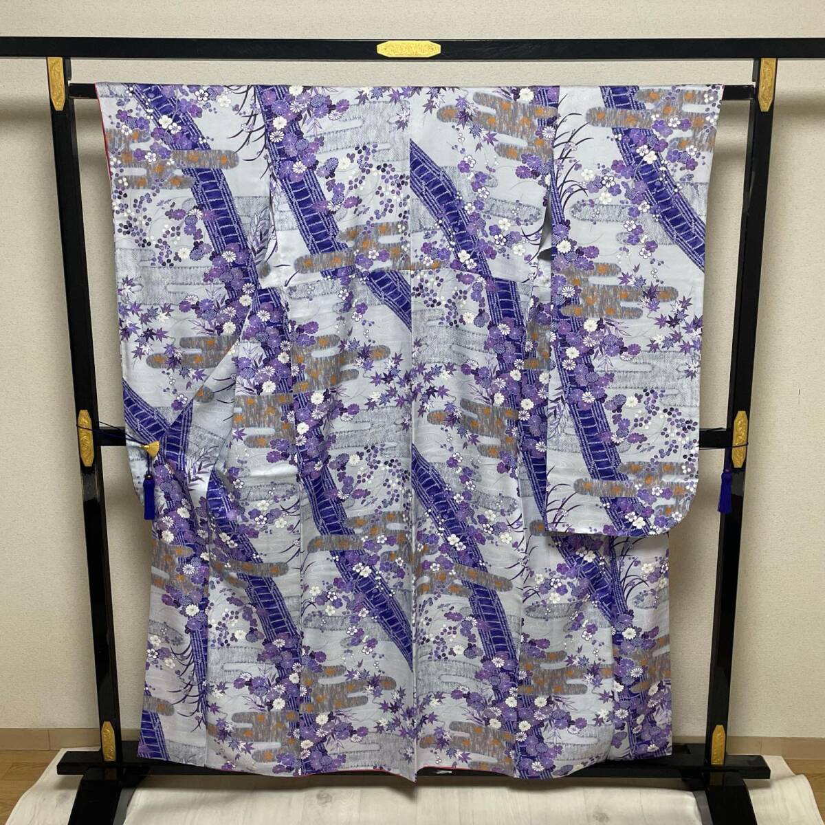 さんび誂え 高級化繊 振袖 エ霞 花模様 華やかな染め 着物 化繊 X-3940拍卖