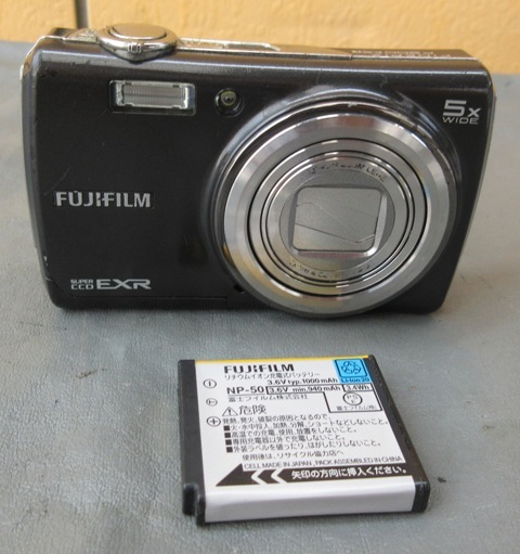 ☆FUJIFILM 富士フィルム FINEPIX F200EXR バッテリー付 XDカード&SDカード仕様 ファインピクス デジタルカメラ デジカメ フジフィルム拍卖