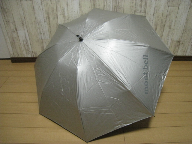 ■モンベル mont・bell 折りたたみ 晴雨兼用 日傘■USED 遮光 遮熱 UVカット シルバー 人気日傘拍卖