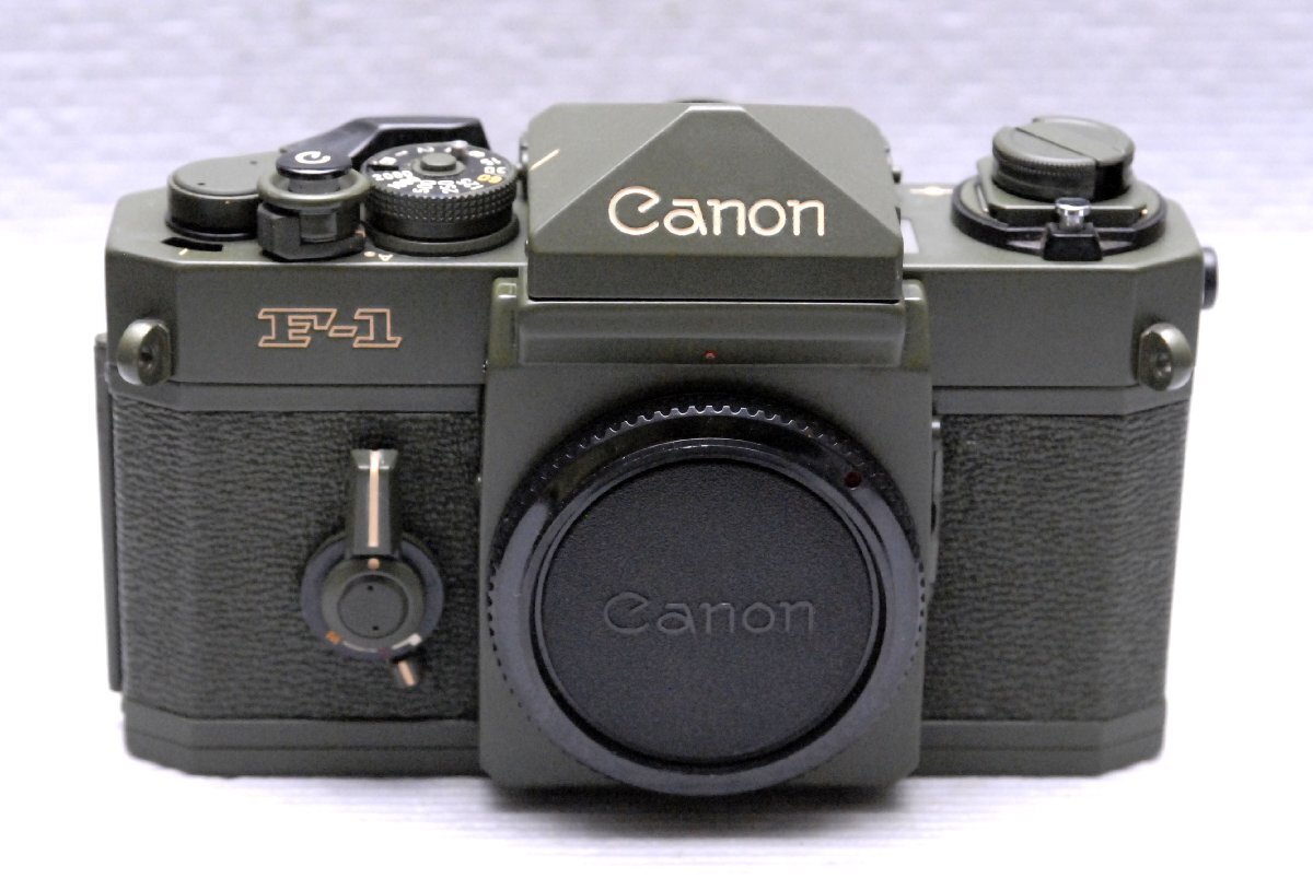 (激レア品)Canon キャノン 最高峰 高級一眼レフカメラ F-1 ボディ (オリーブ色型) 超希少・良好品(腐食なし)拍卖