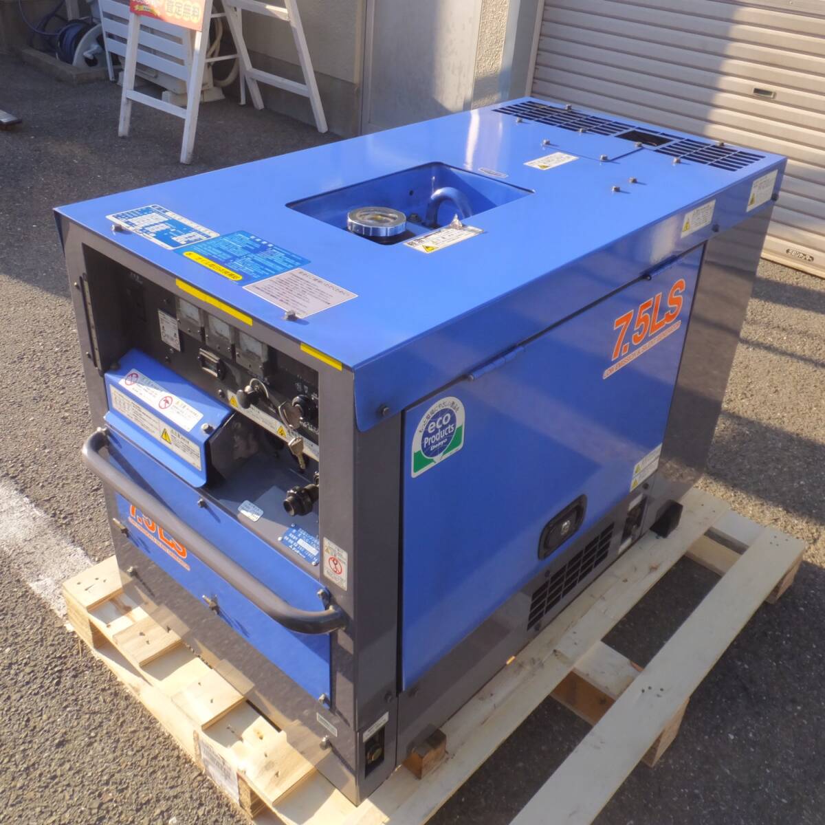 岐阜発 美品★デンヨー Denyo 可搬形ディーゼル発電機 防音型エンジン発電機 TLG-7.5LSK 時間計 1793.9 HOURS★拍卖