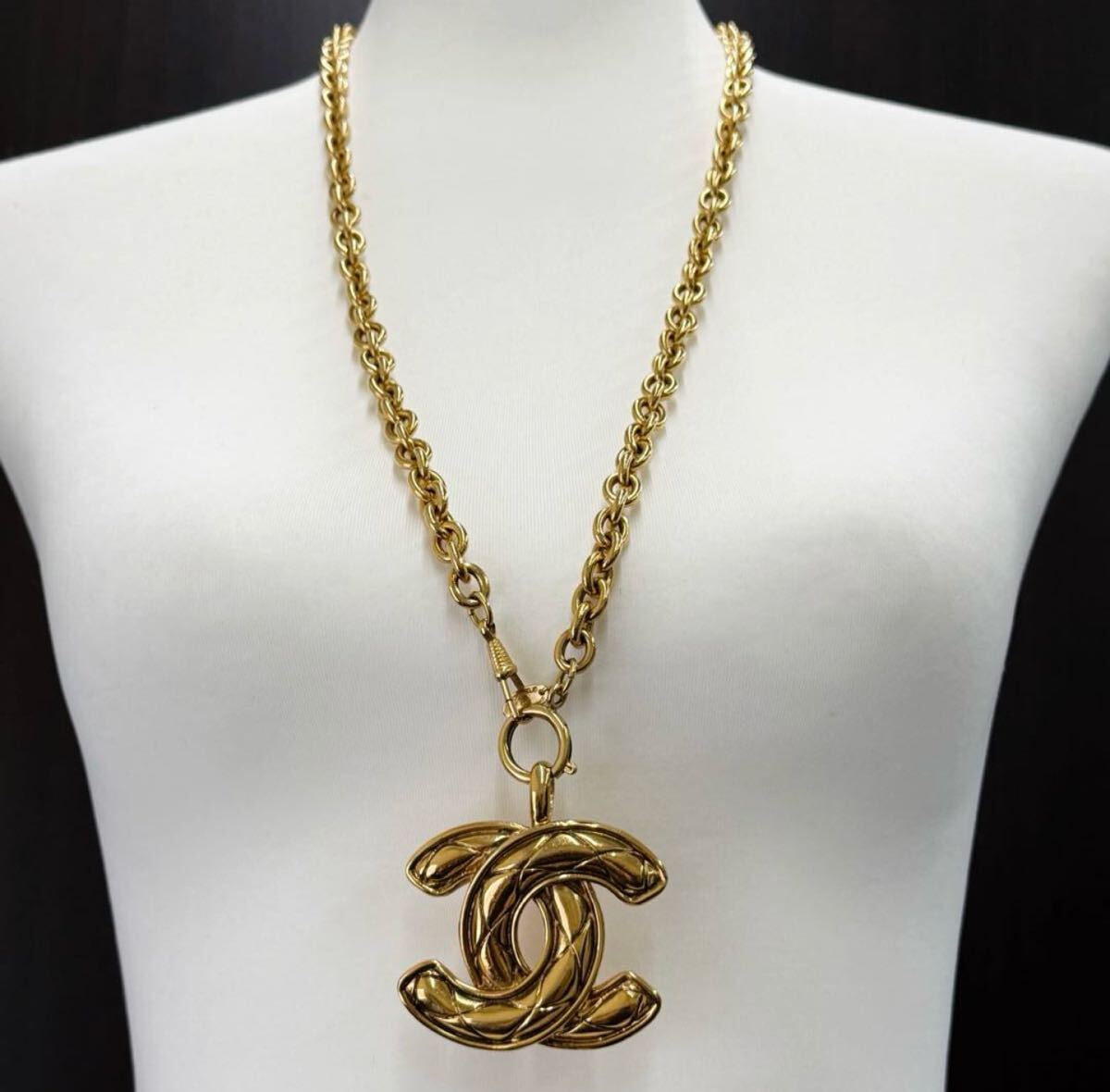CHANEL シャネル ロング ゴールド ビッグココマーク マトラッセ GPネックレス アクセサリー拍卖