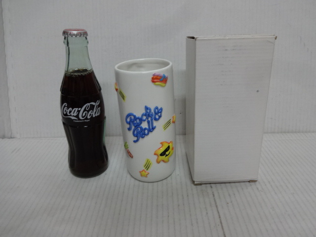 ハードロックカフェ カップ 陶器製 ラスベガス Hard-Rock HOTEL LASVEAS 未使用品 デッドストック 綺麗です。拍卖