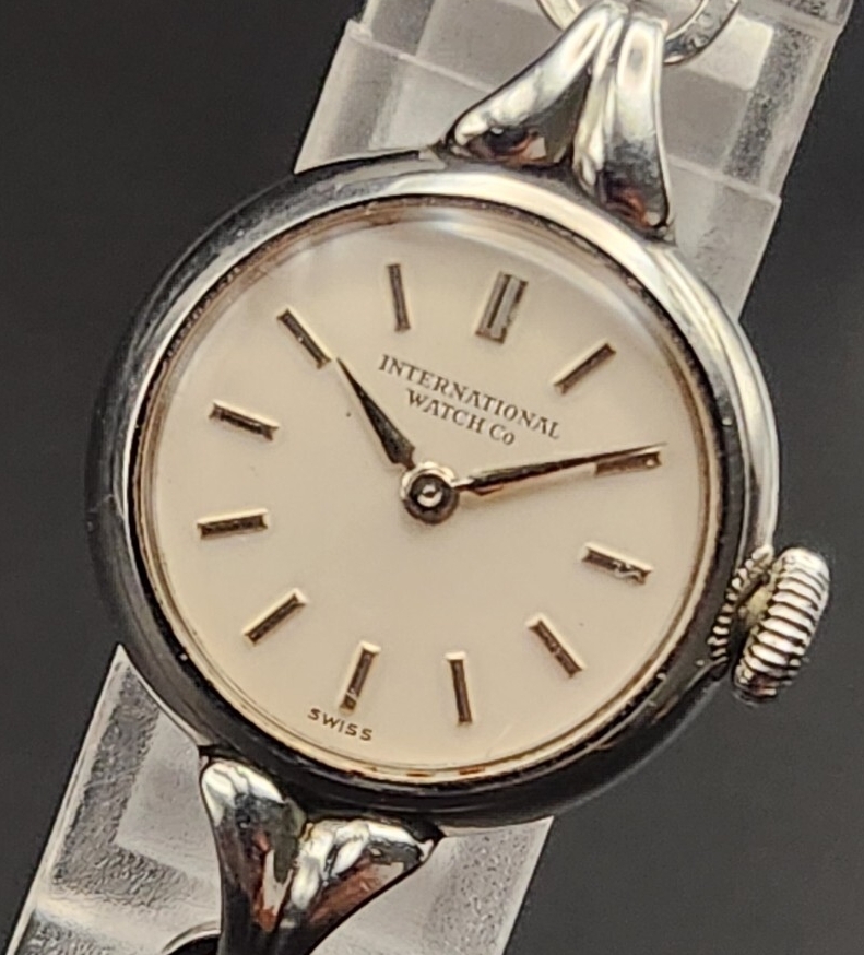 1円~/美品/稼働品/IWC K14WG 金無垢 レディース 手巻き 14金 カクテルウォッチ インターナショナル ヴィンテージ 総重量12.29g拍卖