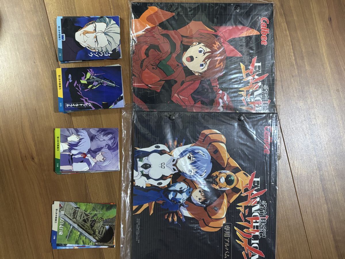 当時品 カルビー 新世紀エヴァンゲリオン 専用アルバム2種 第1次〜第4次中間報告のカード107枚拍卖