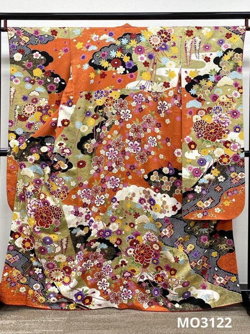 振袖 豪華 金駒 金彩 紋意匠 身丈162cm 撥水加工済 MO3122拍卖