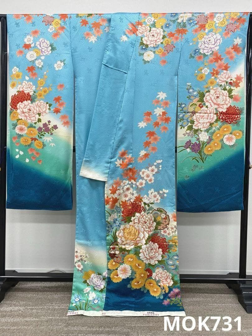 振袖 IKKO 仮絵羽 金駒 金彩 正絹 未仕立て品 八掛付き MOK731拍卖