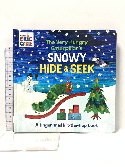 洋書 The Very Hungry Caterpillar's Snowy Hide & Seek: A Finger Trail Lift-the-Flap Book World of Eric Carle Eric Carle拍卖