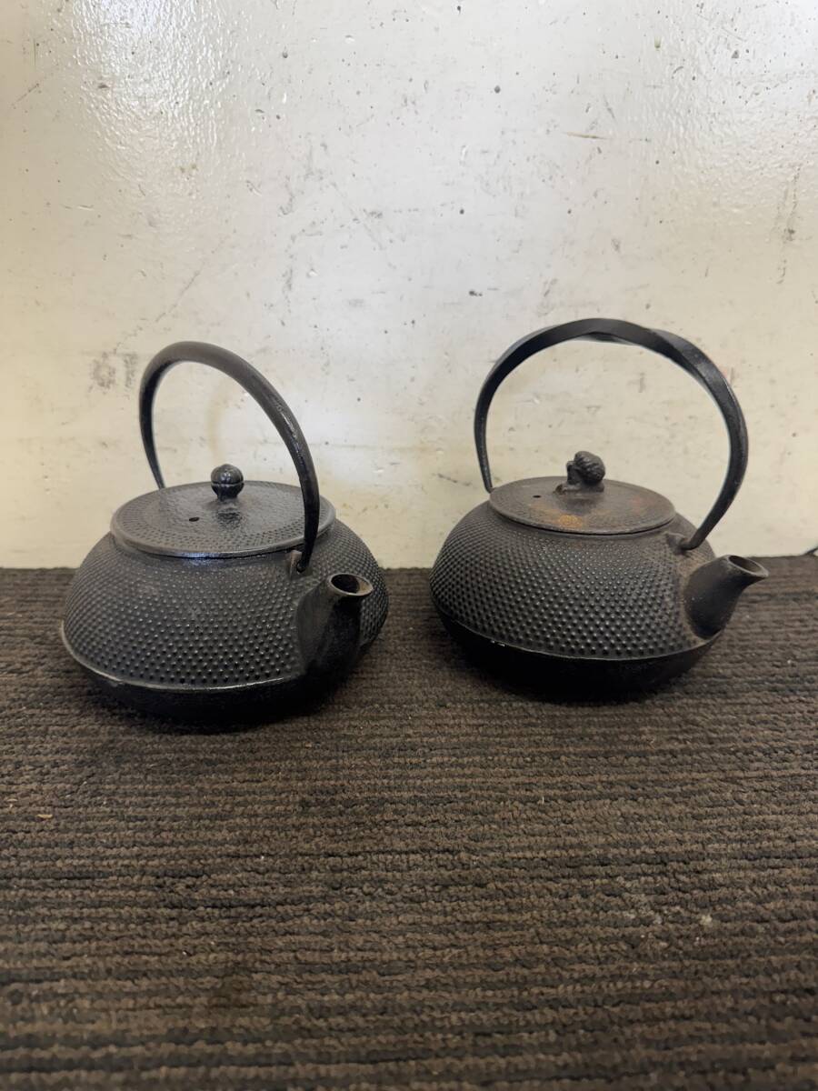 △ v 岐阜発/ 茶器/ 鉄びん/ 南部鉄器/ あられ/ 煎茶道具/ 2個セット/ 水漏れなし/ 古民具/ アンティーク/ 茶道具/ 現状品/ R8.7/31 △拍卖