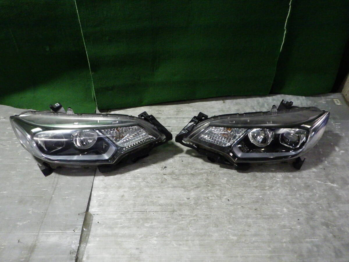 売り切り DAA-GP6 フィットハイブリッド GP5 W1948 LED ヘッドライト 左右 08-06-29-211 B2-L13-6 スリーアール長野拍卖