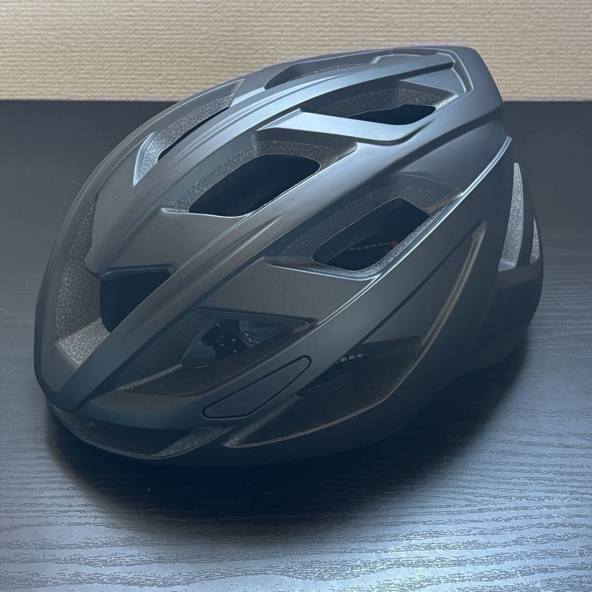 自転車 ヘルメット 軽量 サイズ調整可能 通気 男女兼用 メンズ レディース 大人用拍卖