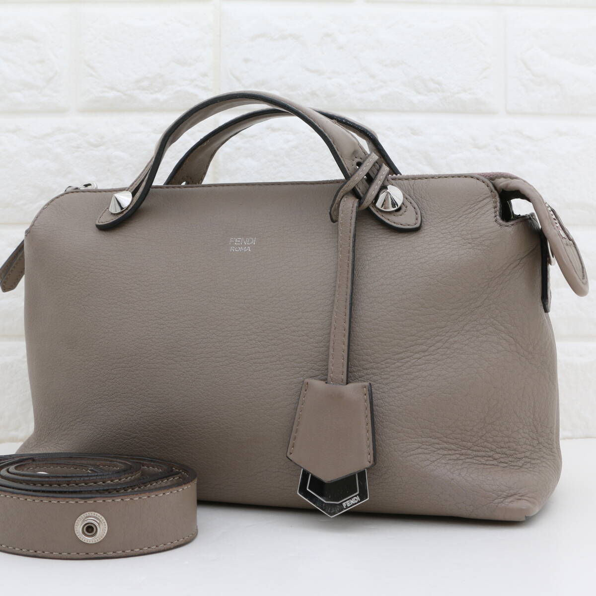 FENDI フェンディ バイザウェイ ミディアム 8BL124 2WAY ショルダーバッグ ハンドバッグ レザー 本革 斜め掛け グレージュ系 レディース拍卖