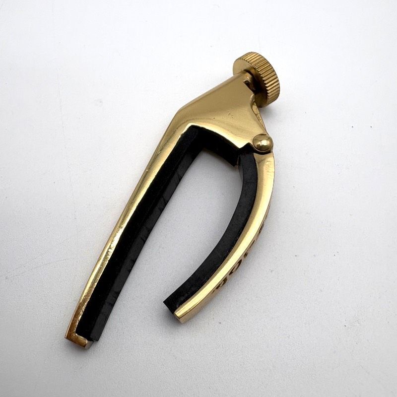 【良品】JIM DUNLOP VICTOR CAPO カーブド ゴールド カポタスト アコースティックギター用拍卖