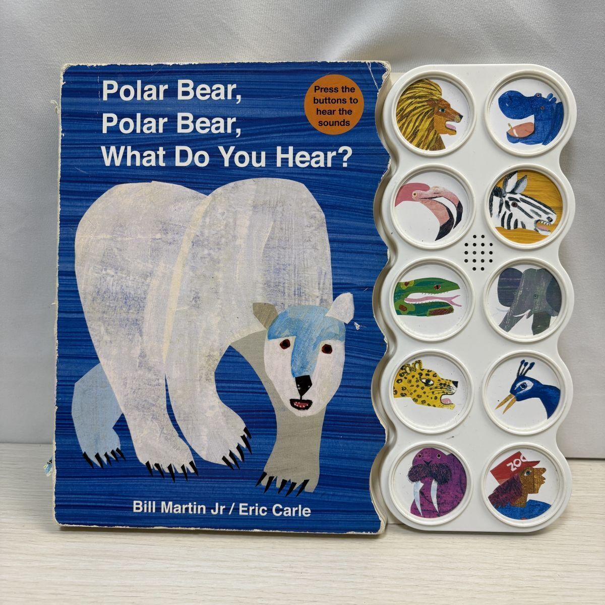 Polar Bear Polar Bear What Do You Hear Eric Carle 絵本 洋書 英語 子供向け拍卖