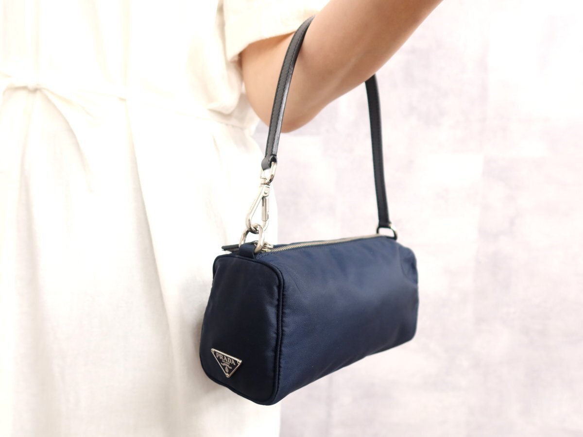●超美品●PRADA プラダ●三角ロゴプレート●ポコノ ナイロン カーフ レザー 本革●ショルダー ハンド バッグ●ネイビー●SV金具●Js69475拍卖