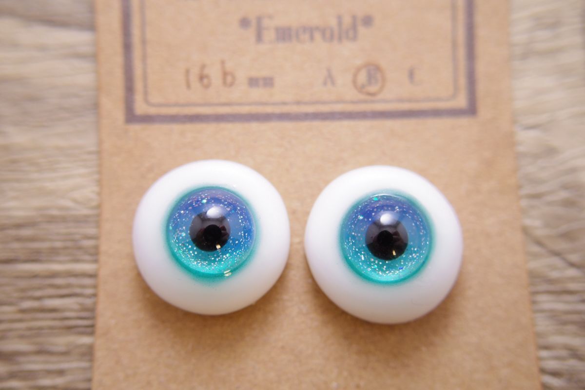 【海月座】レジンアイ 16mm (虹彩大)No.32拍卖