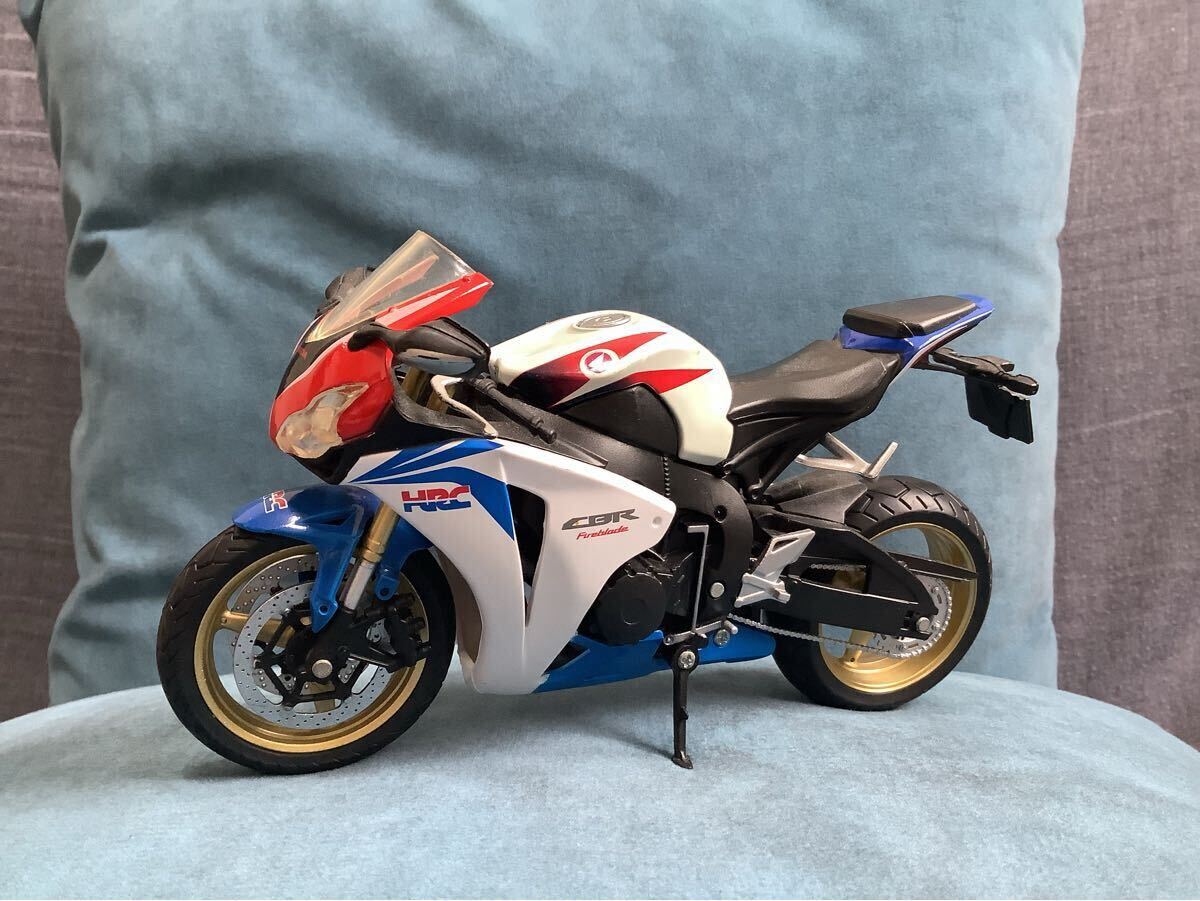 ホンダ CBR1000RR 12スケール拍卖