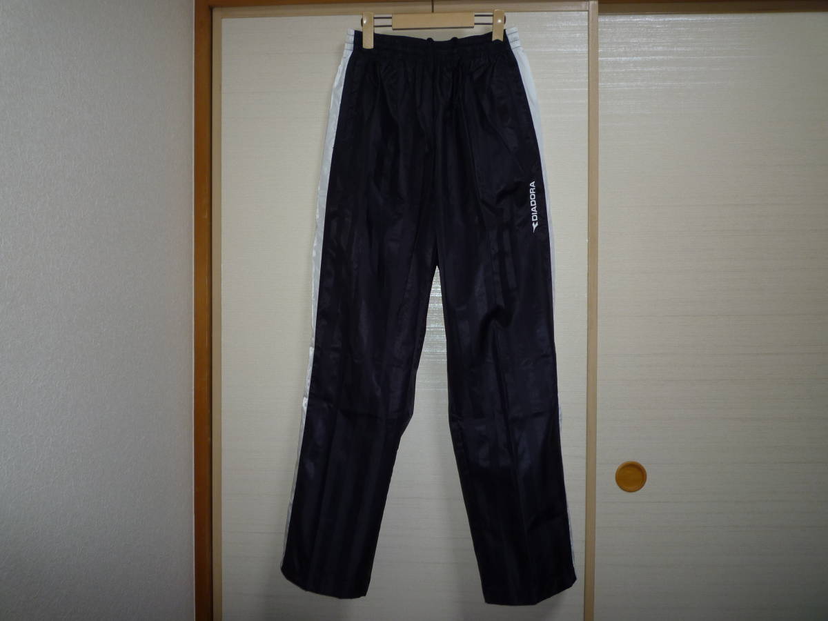 ディアドラ シャドーストライプナイロンパンツ 黒白 Oサイズ拍卖