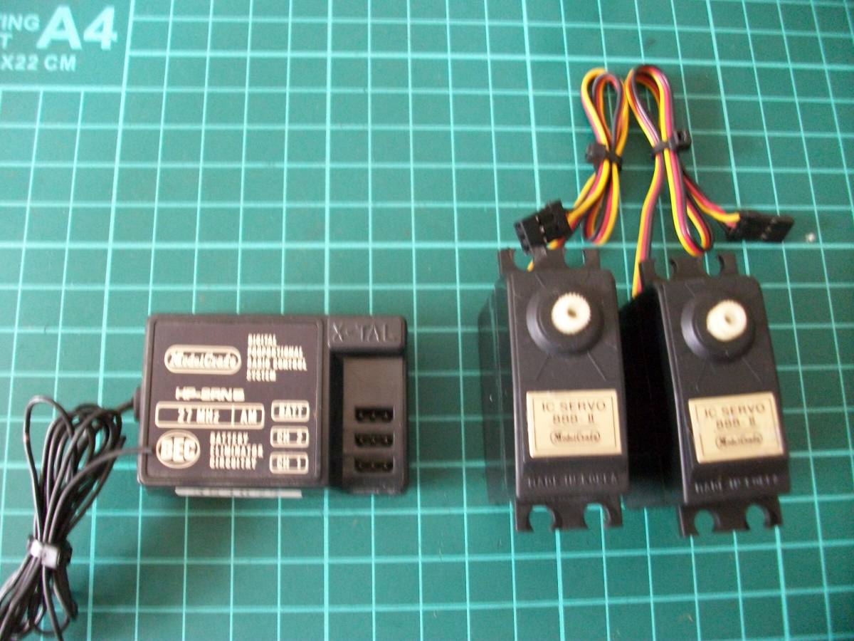 【激安目玉商品】モデルクラフト? 2サーボセット(良品?クリスタル無 簡易通電動作確認済 一応ジャンク扱 レターパック送料一律!!拍卖