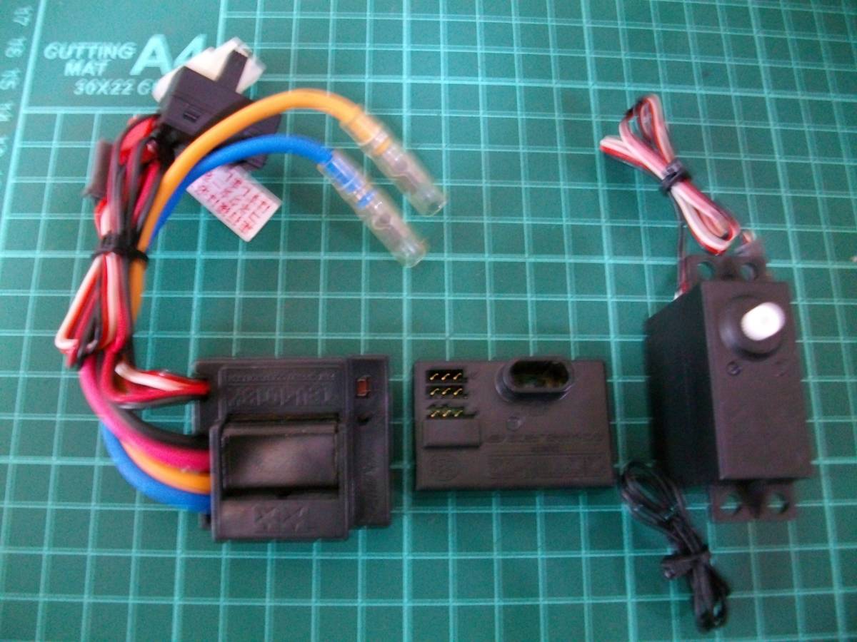 【激安目玉商品】田宮 アンプ/サーボセット(TEU101BK)クリスタル無 簡易通電動作確認済 一応ジャンク扱 レターパック送料一律!!拍卖