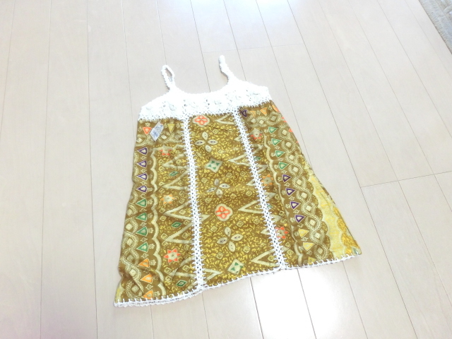 (タグ付き)バティック キャミソール バリ島 マスタード色 ガールズサイズ拍卖