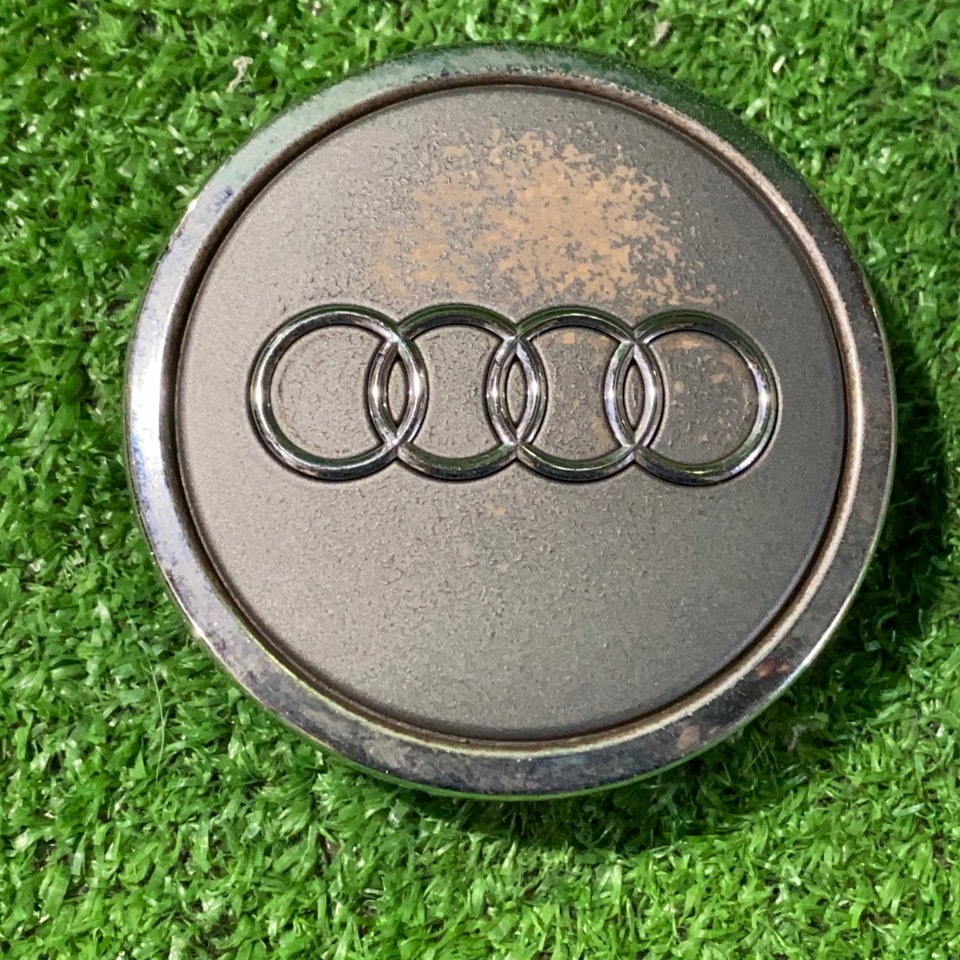 【O-1383】アウデイ 4B0 601 170 A センターキャップ 1枚拍卖