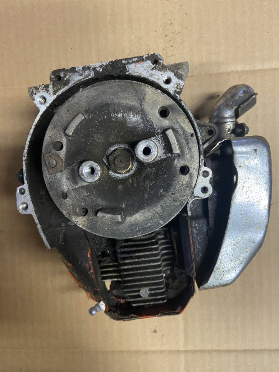 草刈機刈払機 部品パーツ エンジン 部品取り用 圧縮あり ジャンク取り扱い 共立RMB253拍卖