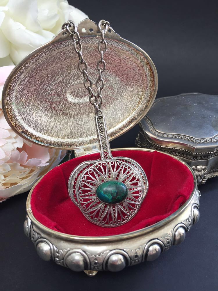 【国内発送-85】イギリス コッツウォルズより ★ 英国ヴィンテージ◆スターリングシルバー 925 フィリグリーx グリーンストーン ネックレス拍卖