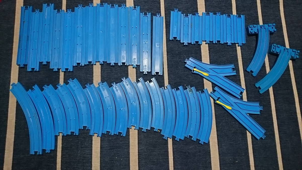 プラレール レール まとめ売り 中古 保管品 ジャンク扱い 欠品破損等わかりません拍卖