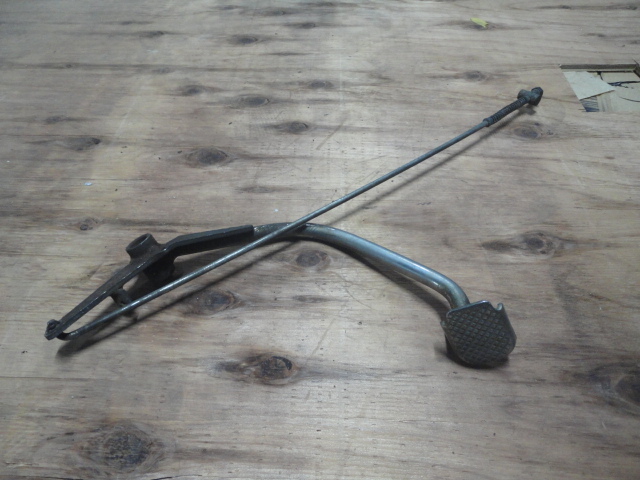 ヤマハ SR125 4WP 純正ブレーキペダル ロッド タイコ/ナット付き拍卖