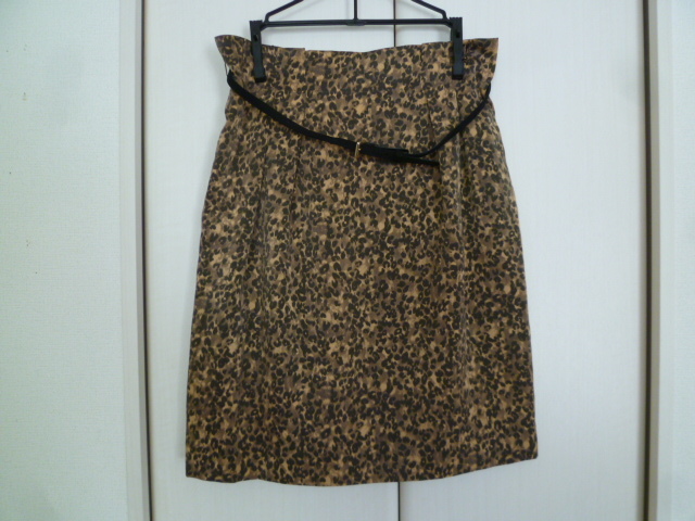 【新品】SAN-AI/三愛△ベージュヒョウ柄レオパードサテンベルト付きスカートM/膝丈△SK714拍卖